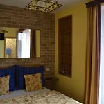 Guest house Aurooms 4*