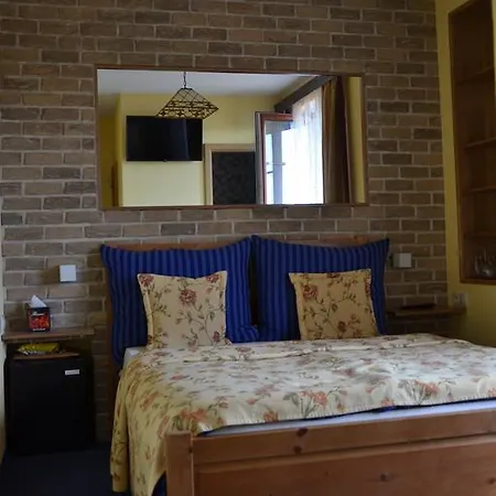 Guest house Aurooms Zlatniky (Central Bohemian)