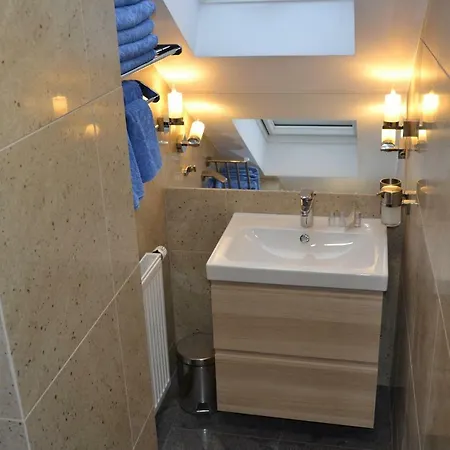 Guest house Aurooms 4*