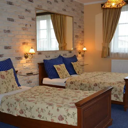Guest house Aurooms 4*