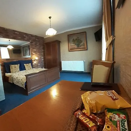 Guest house Aurooms 4*