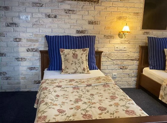 Aurooms בית הארחה 4*