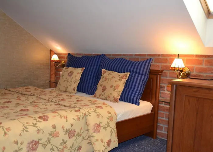 Aurooms בית הארחה