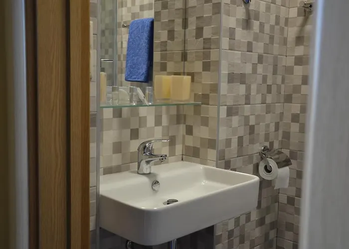 בית הארחה Aurooms 4*