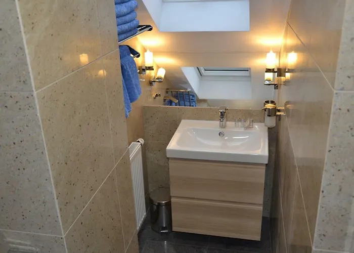 בית הארחה Aurooms 4*