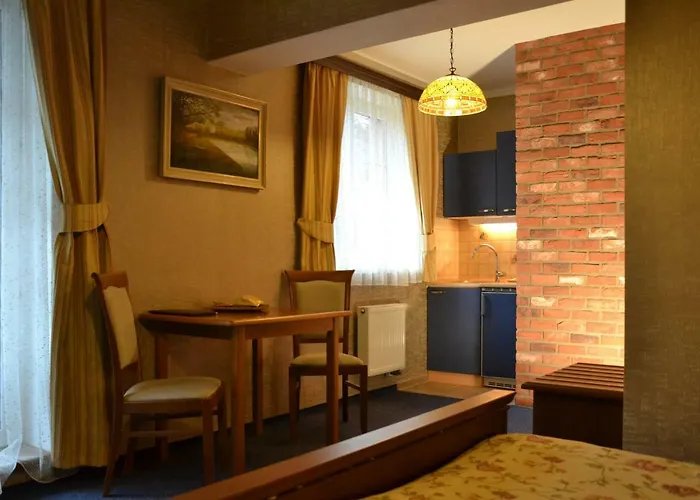 Aurooms بيت ضيافة 4*