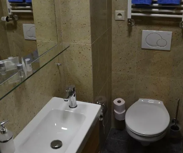 Aurooms 4* Zlatníky