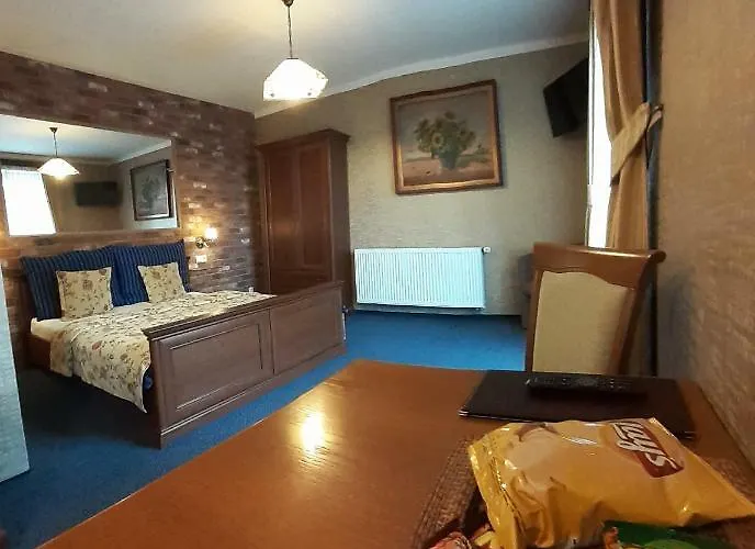 בית הארחה Aurooms 4*