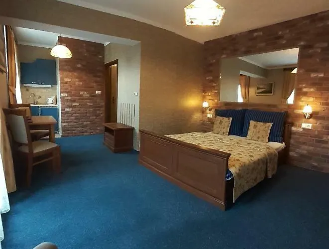 Aurooms بيت ضيافة Zlatníky